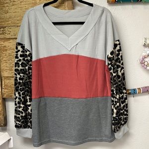 This waffle knit v neck shirt is NWT. Size XL